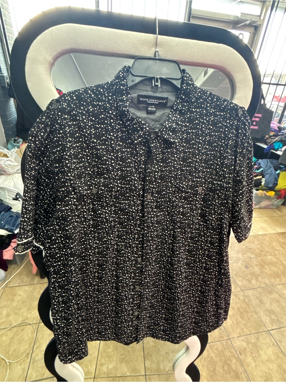 TRUTH SUBSTANCE Black Short-Sleeve Dot-Print Button-Down Shirt